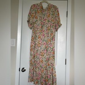 New with tags floral dress. XXL